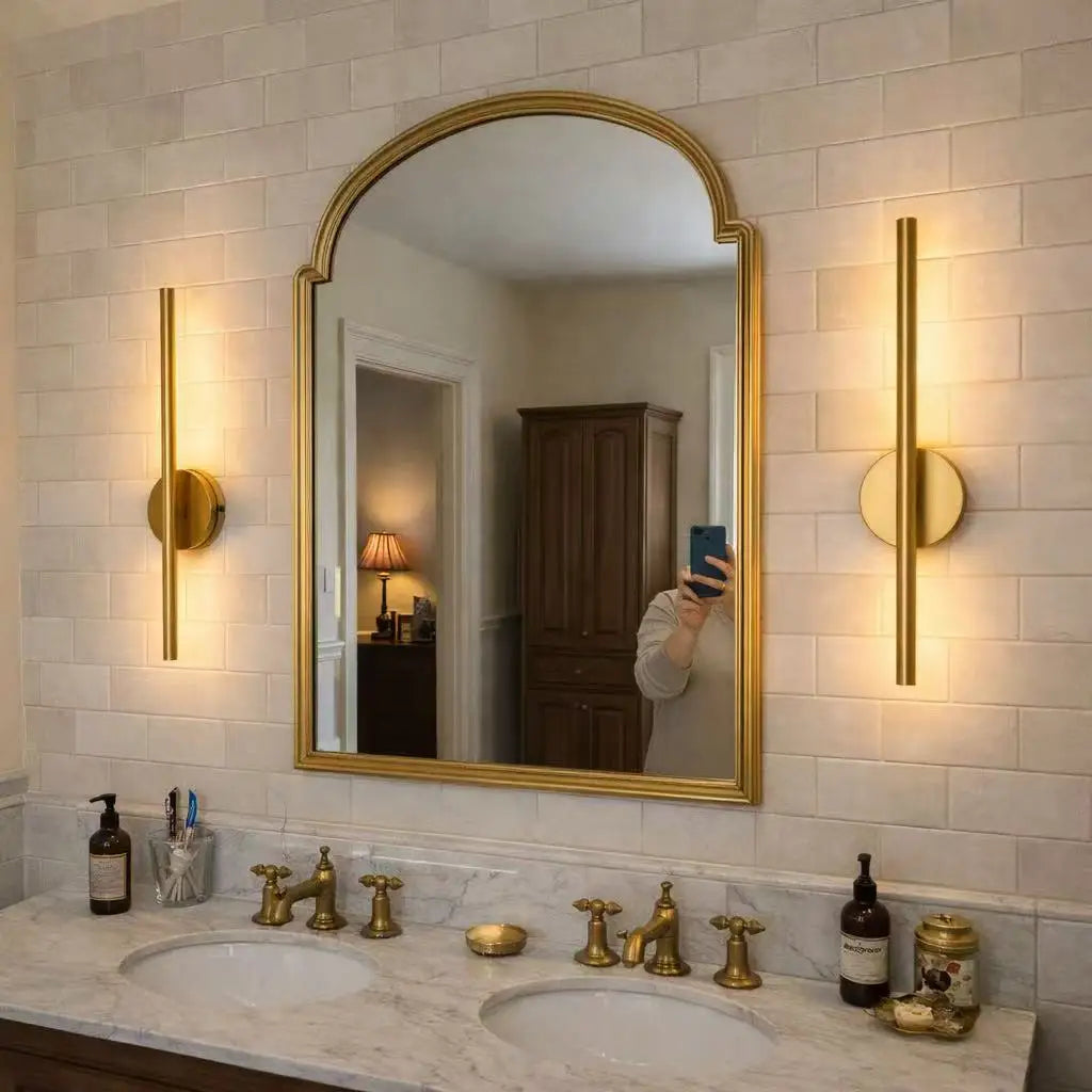 Magnetic Wall Light